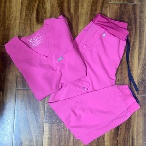 Pink Figs Scrubs Set S/S Zamora Joggers and Catarina